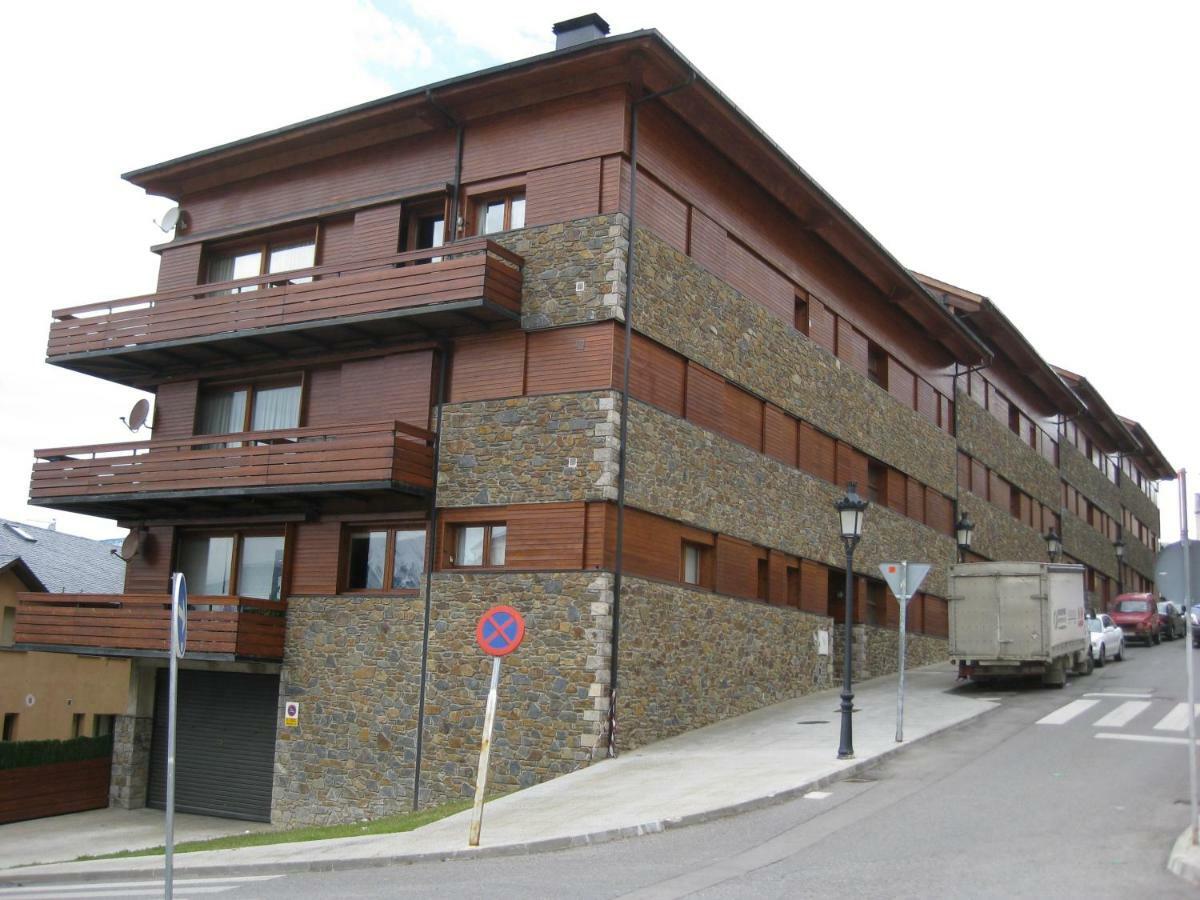 Apartamento Mirador De Masella Puigcerda Luaran gambar